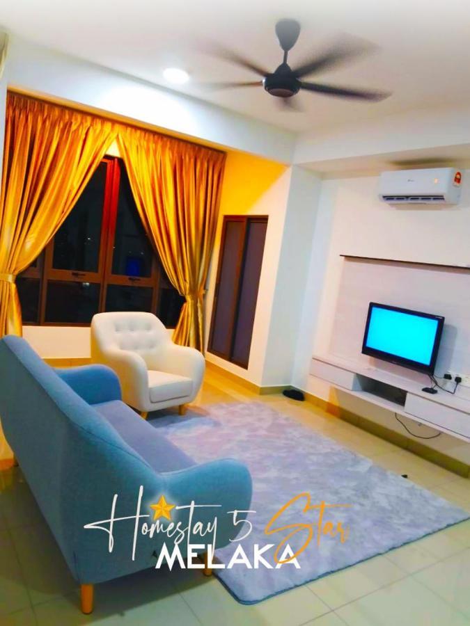 5 Stars Bali Homestay * Malacca